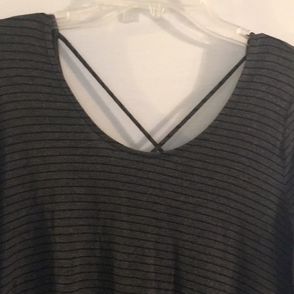 Striped top - Picture 2 of 2